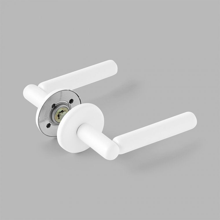 d line Pebble Door Handle White