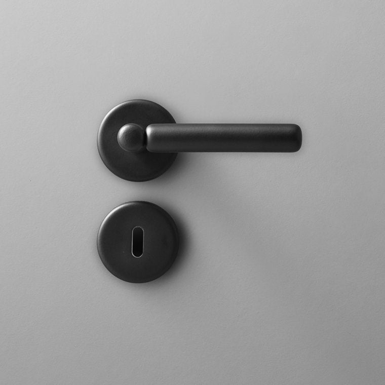 d line Pebble Door Handle Steel