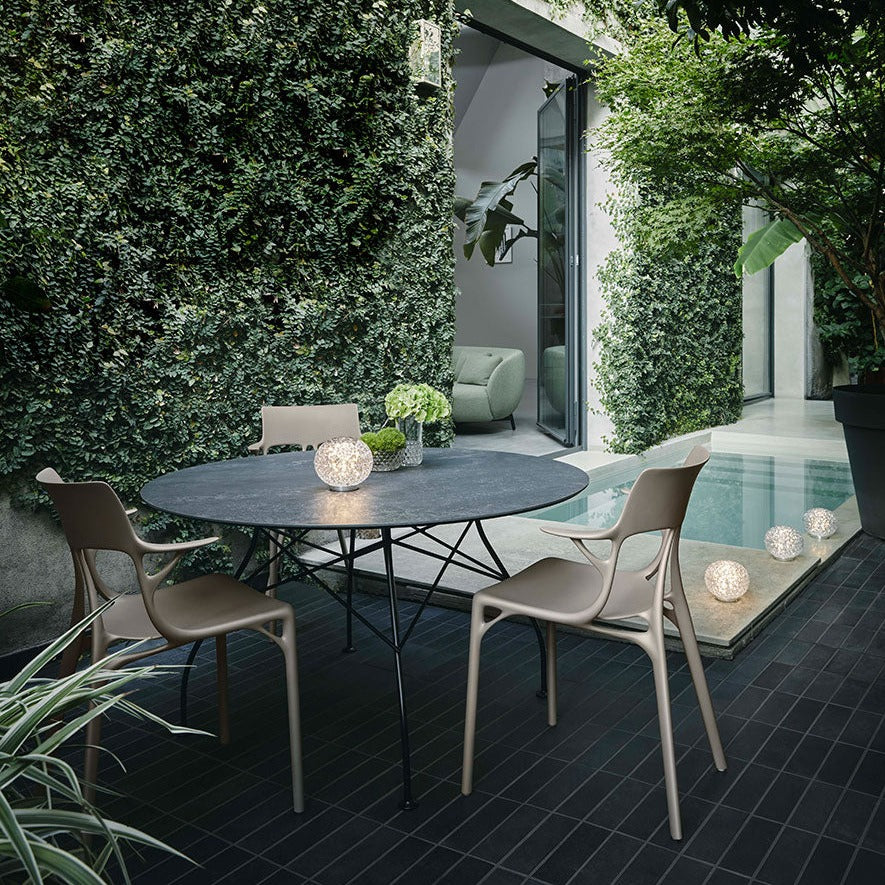 Kartell Glossy Oval Table Outdoor