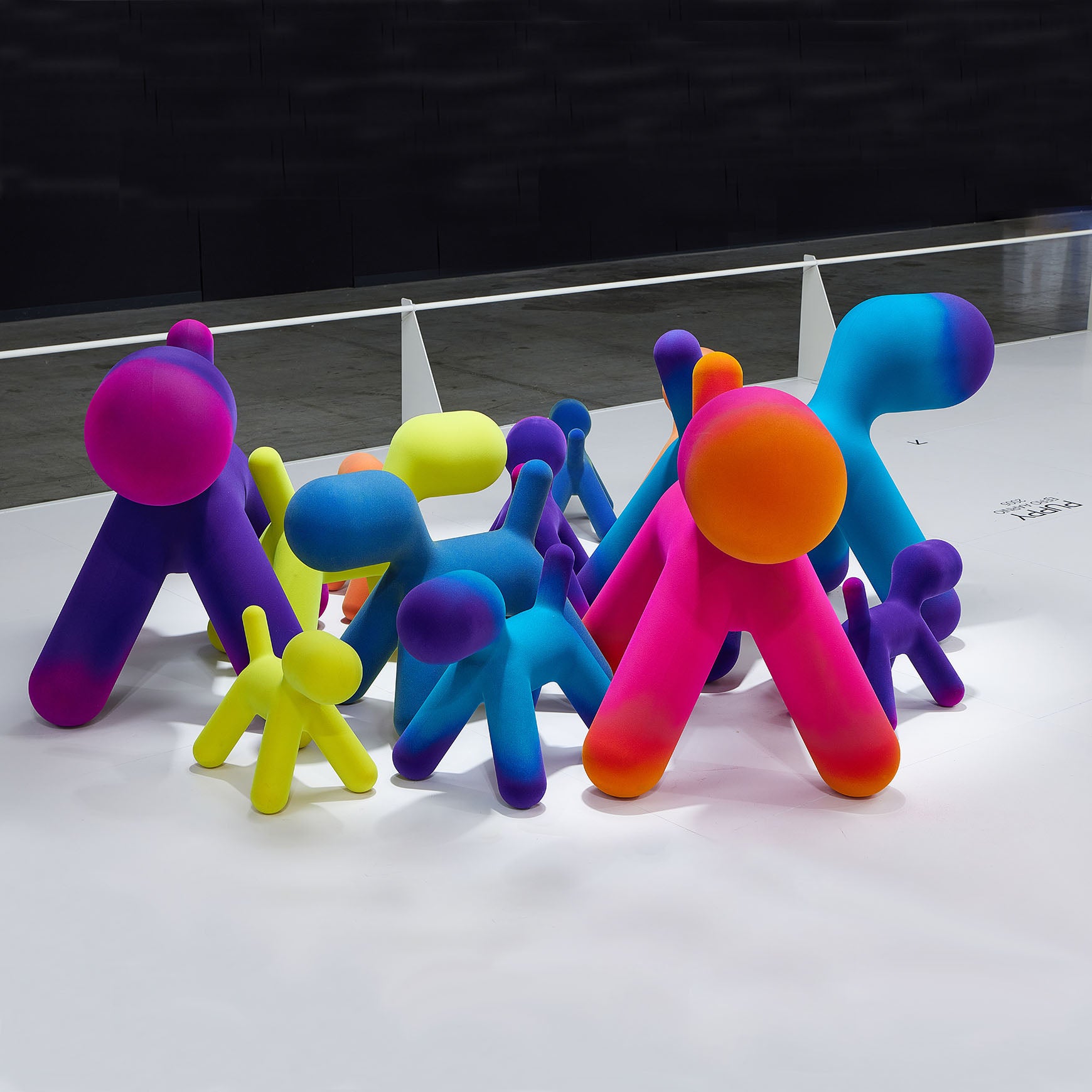 Magis Puppy Chair XL Two Tone Velvet | Panik Design