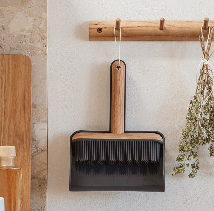 Eva Solo Dustpan and Brush Set | Panik Design