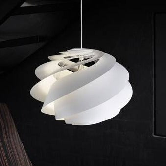 Le Klint Swirl 1 Medium Suspension Light