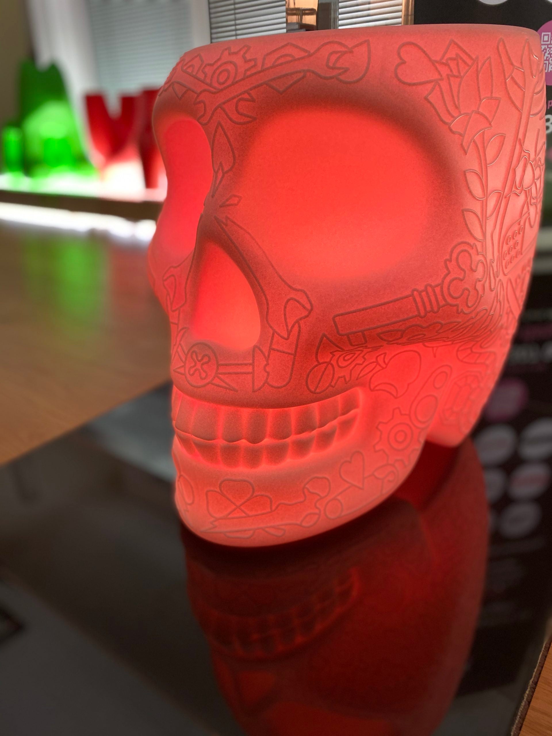 Qeeboo MEXICO LED Skull Stool Side Table