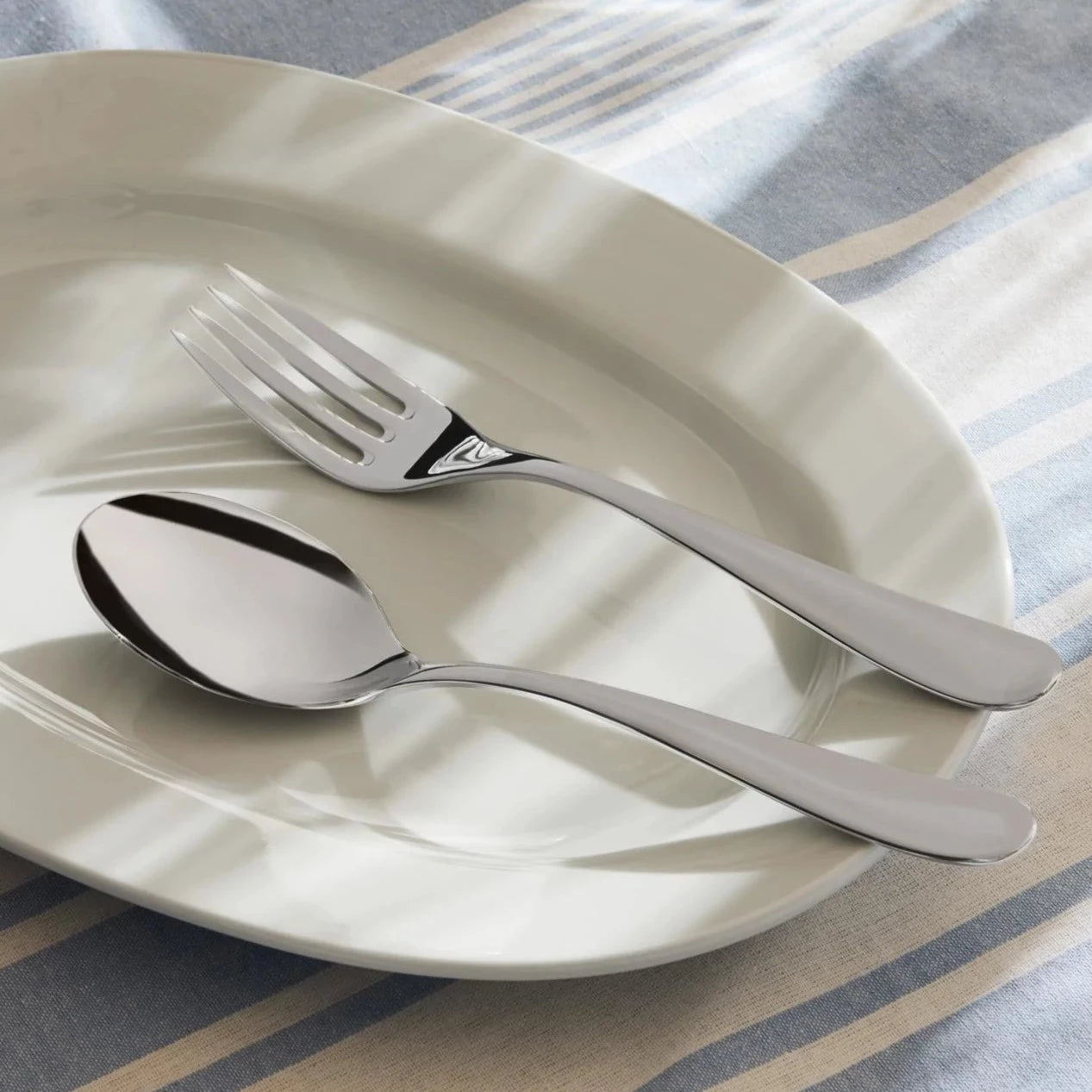 Alessi Serving Cutlery NUOVO MILANO by Ettore Sottass | Panik Design