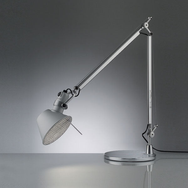 Artemide Tolomeo Fluo Darklight 18W | Panik Design