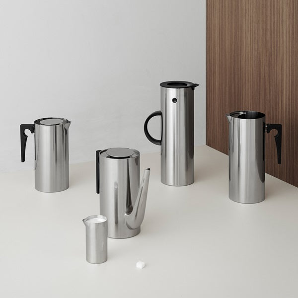 Stelton AJ Jug with Icelip Cylinda