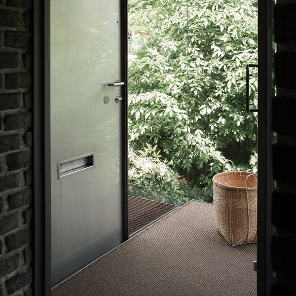 d line Door Handle U by Knud Holscher | Panik Design