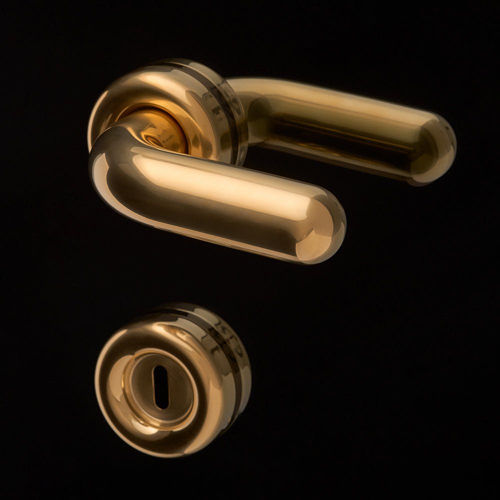 d line Fat Door Handle by Tom Dixon | Panik Design