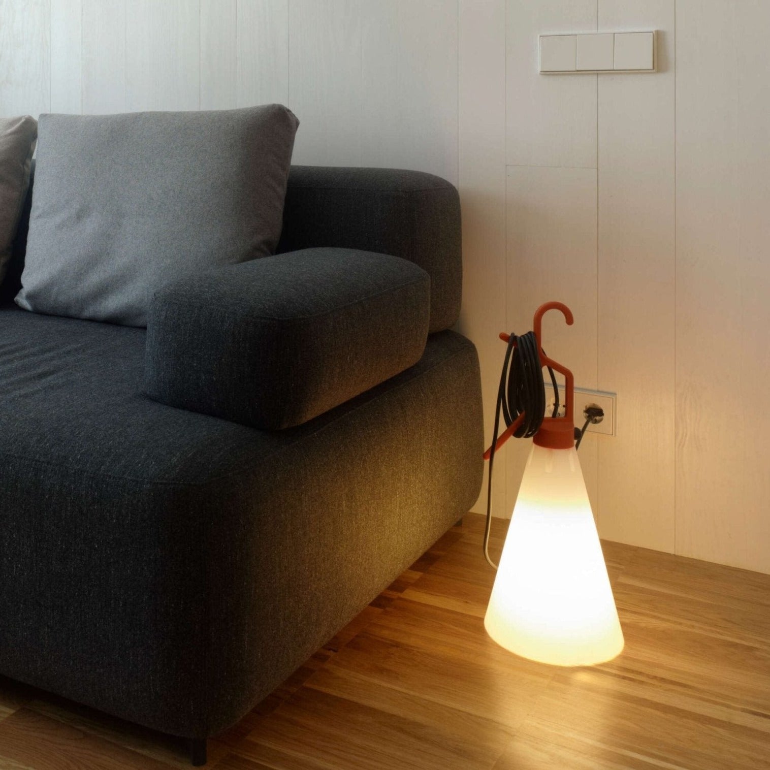 Flos Floor Table Light Indoor MAYDAY | Panik Design