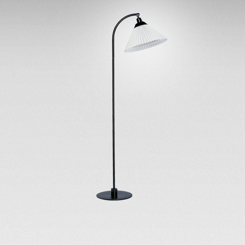 Le Klint - Floor Light 368 Black