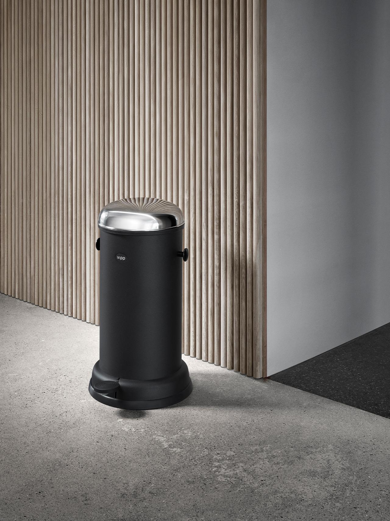 Vipp 15 Kitchen Pedal Bin