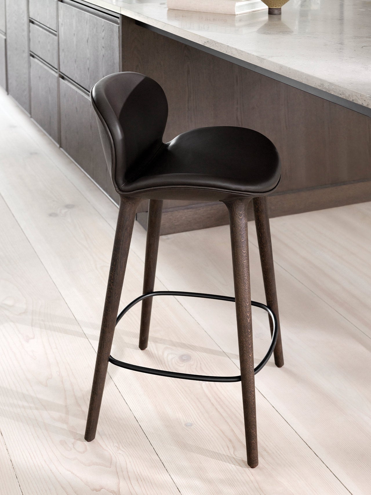 Vipp Lodge Counter Stool